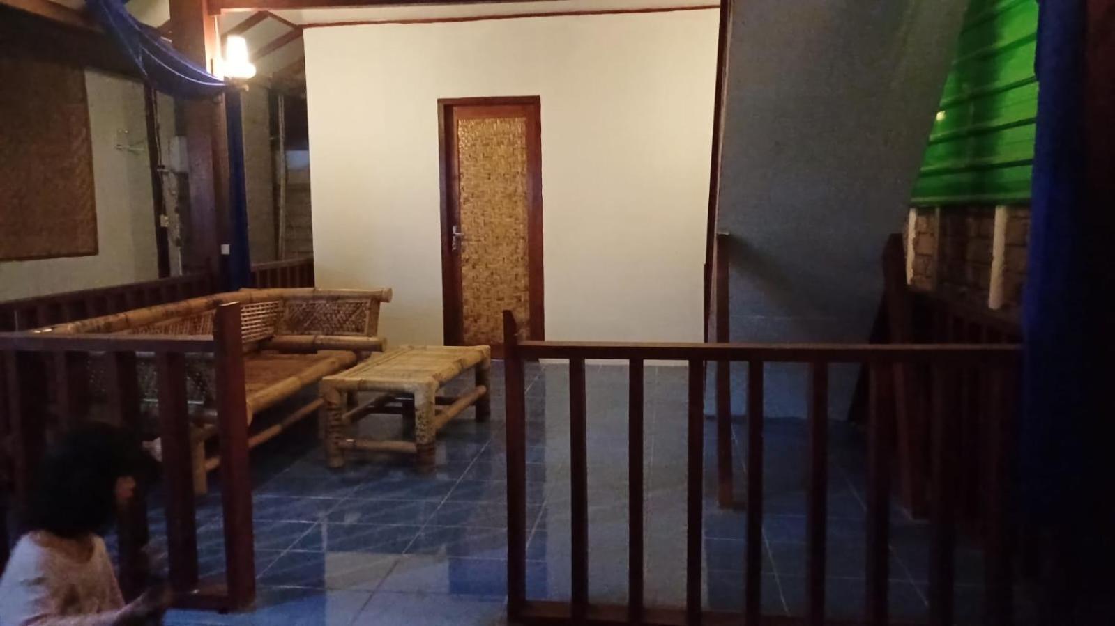 Black Sweet Bungalow Gili Air Exterior photo