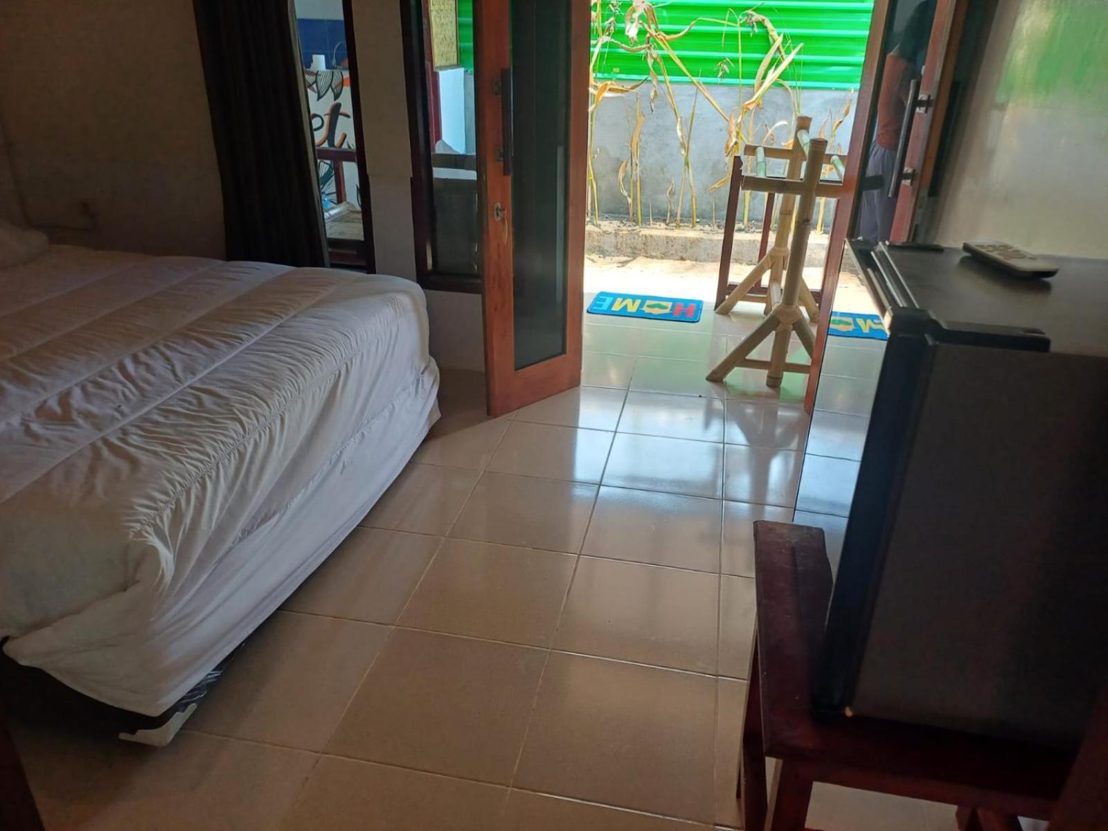 Black Sweet Bungalow Gili Air Exterior photo