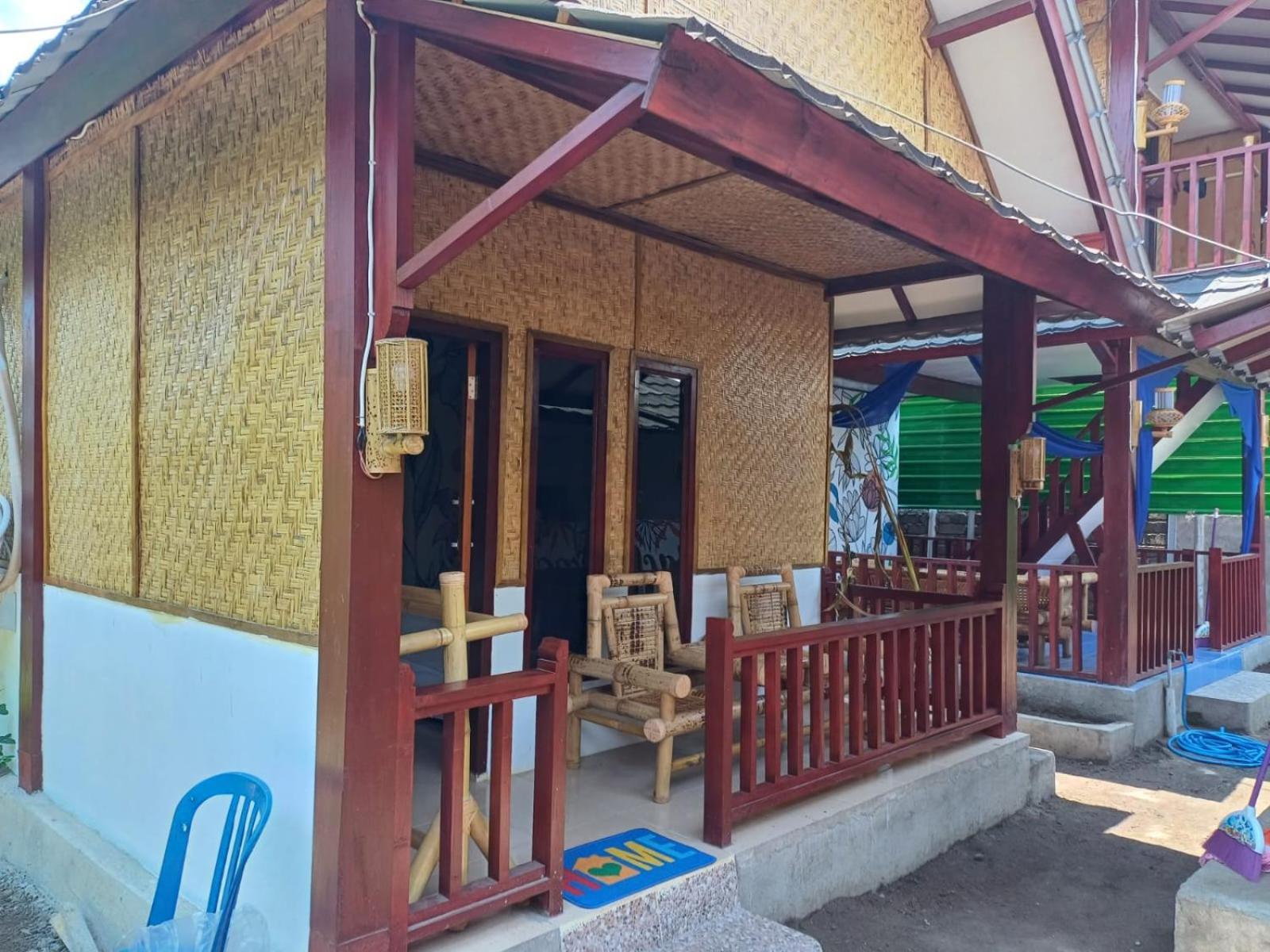 Black Sweet Bungalow Gili Air Exterior photo