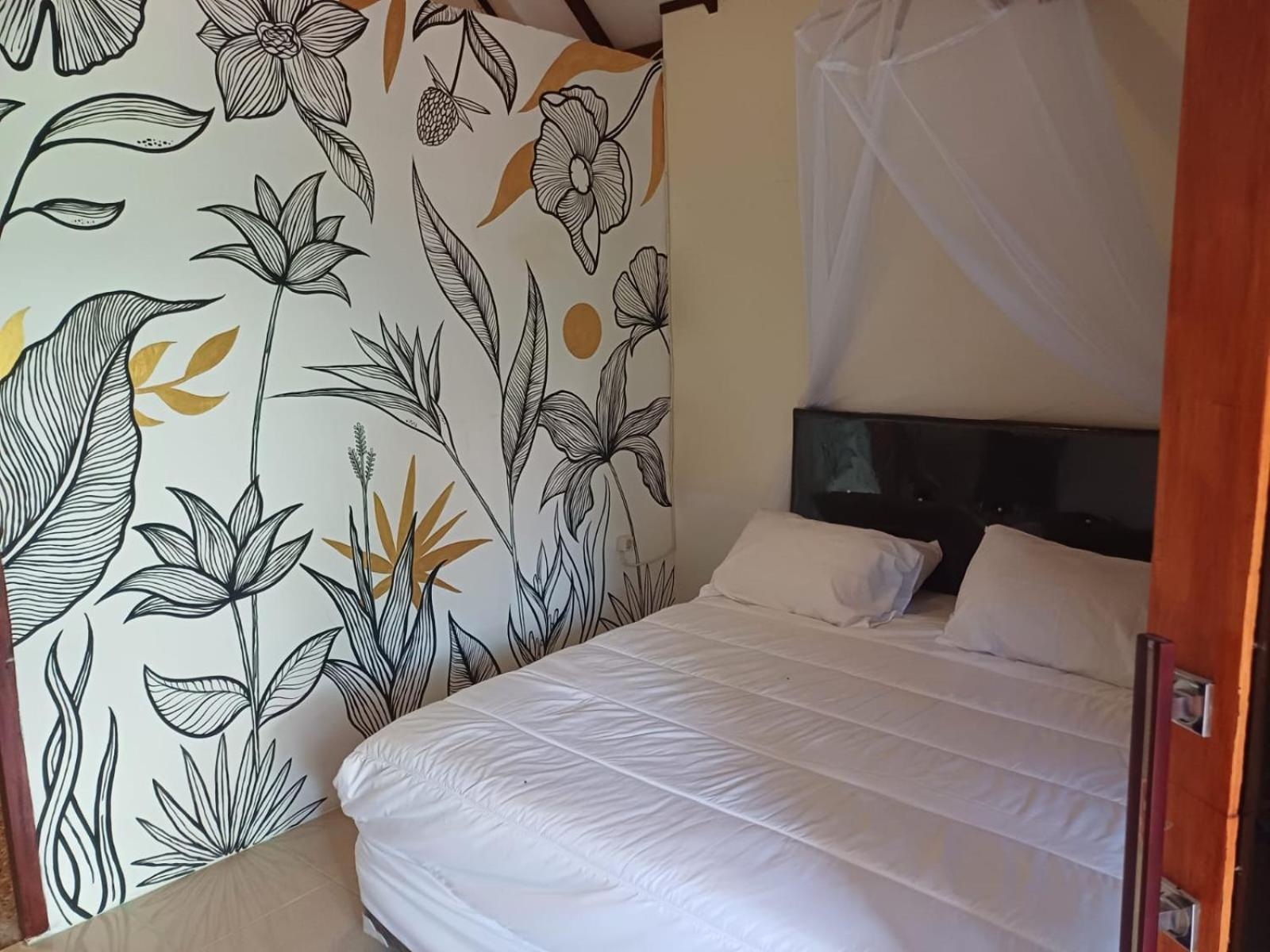 Black Sweet Bungalow Gili Air Exterior photo